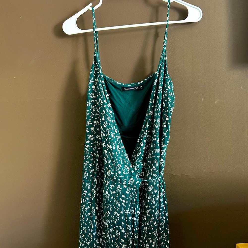 Abercrombie & Fitch Green Floral Wraparound Dress